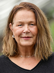 40A6806-hinz-karin--180-240-p