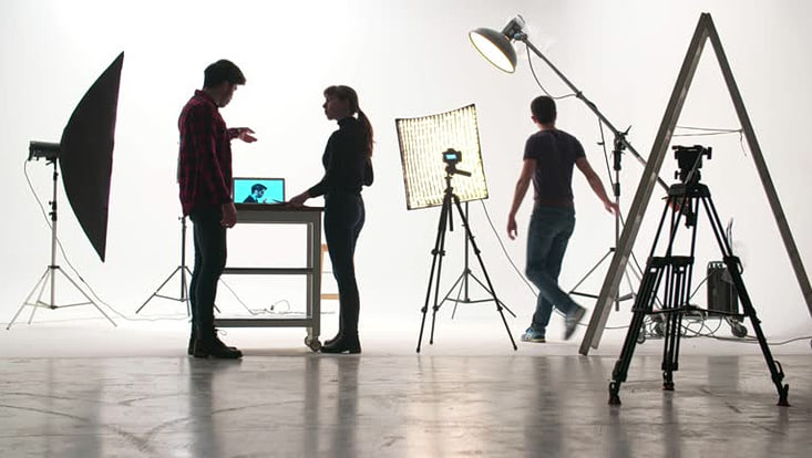 Behind the scene 733x414