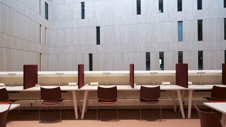 Atrium der Bibliothek MIN-Forum