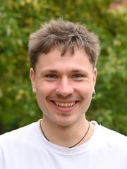 xaver-jpg-180x240