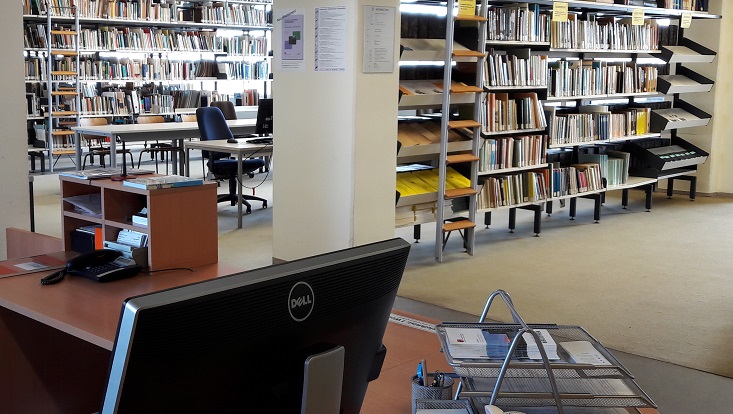 galerie-neu-empfang Bibliotheksempfang