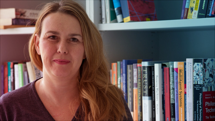 Prof. Dr. Judith Simon