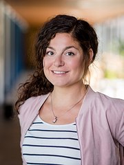 julia-hapke-foto-180x240