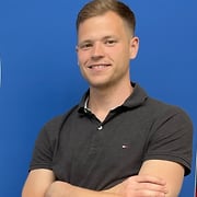 bild--180x180 Dominik V.