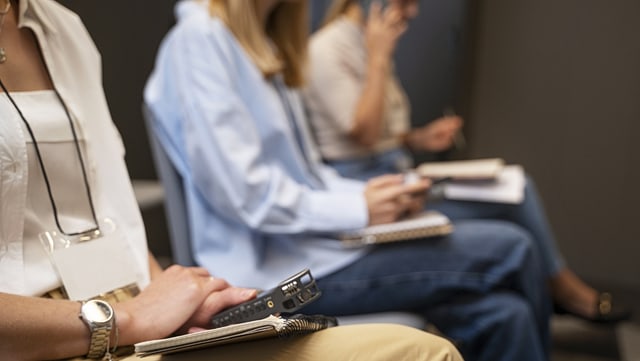 press-reporter-fallowing-leads-case-640x361 Ethikkommission