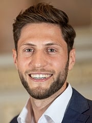 Prof. Dr. Yannik Gehrke