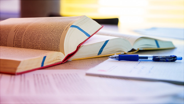 buch-und-stift-640x361 Buch und Stift