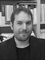 Ein Portraitfoto von Dr. Jerg Gutmann