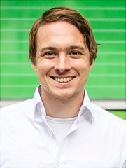 preger-fabian-180x240 Ein Portraitfoto von Fabian Preger