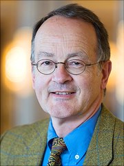 Ein Portraitfoto von Reinhard Bork
