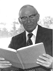 Ein Portraitfoto von Hans Würdiger
