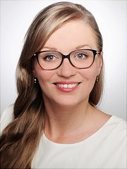loose-helen-img180x240 Ein Portraitfoto von Helen Loose