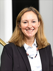 This is a portrait of Yvonne Hesterkamp
