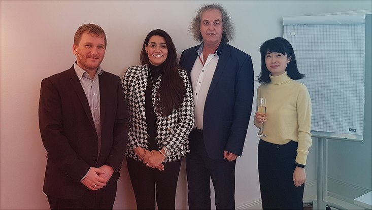Frau Dr. Adraiana Moros Daza mit ihrem Promotionskommittee