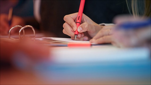 wegstudium-bild Link: Studying