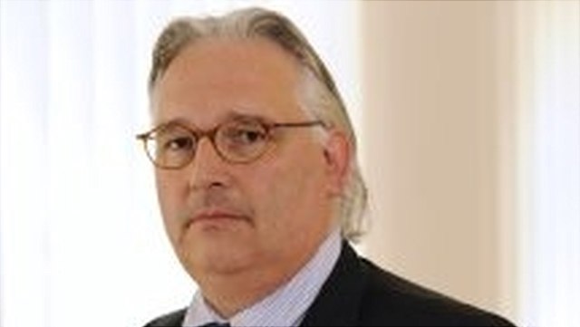 This is a portrait of Thomas Helms