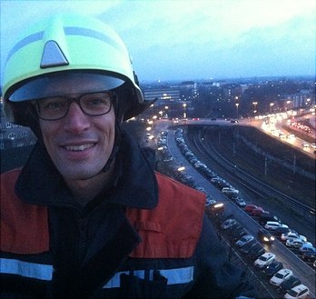 Prof. Geiger during fieldwork with Feuerwehr Hamburg