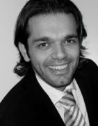 Prof. Dr. Dennis Ahrholdt