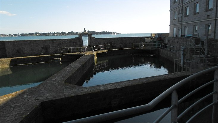 Becken des Marinariums