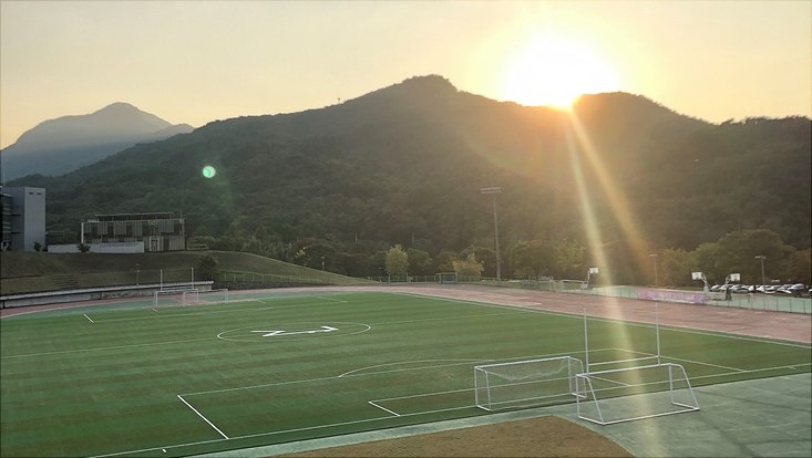 sportplatz-universität-733x414 Sportplatz Seoul National University