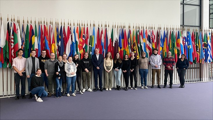 Gruppenfoto Besuch des Internationalen Seegerichtshofs