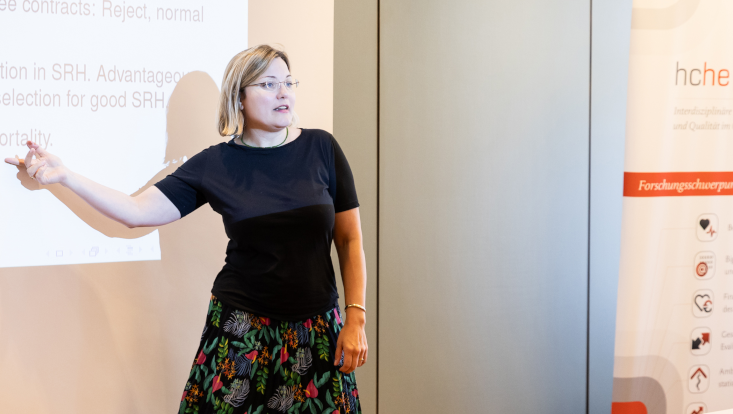 Auf dem Bild ist Fr. I. Kesternich zu sehen