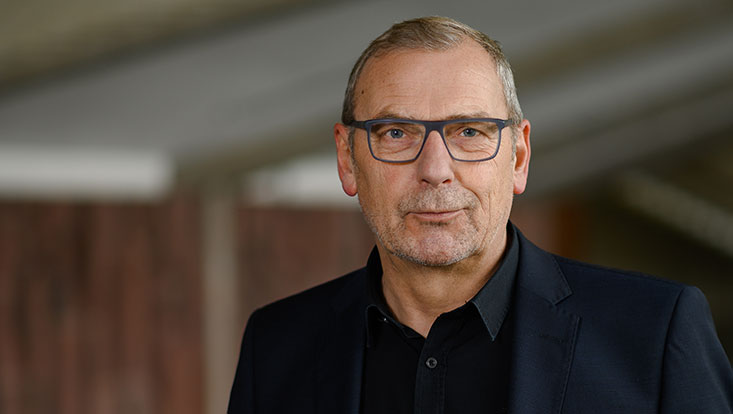 Portraitfoto von Sighard Neckel