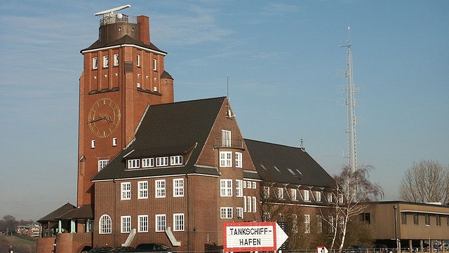 Nautische Zentrale Lotsenhaus Finkenwerder