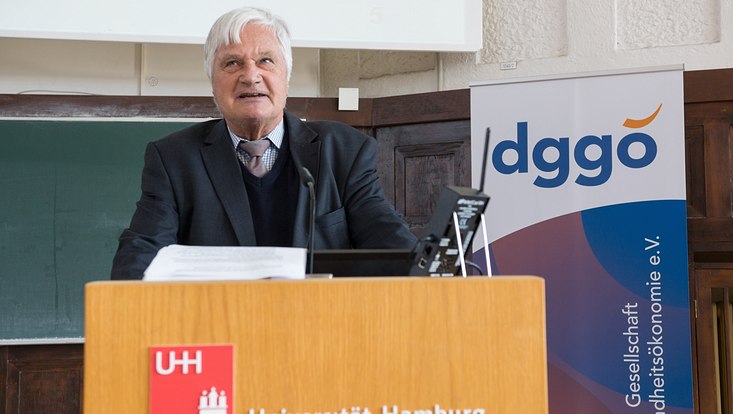 dggoe4 733x414 Vortrag/ Presentation