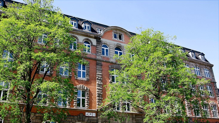 Gebäude am Allende-Platz 1