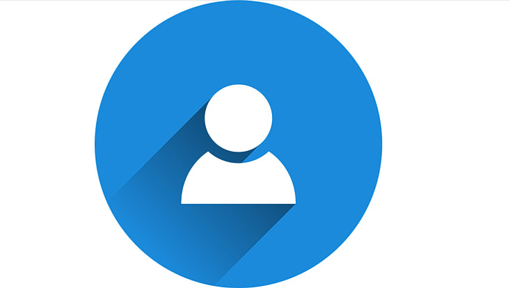 Weißer Icon Person in blauem Kreis