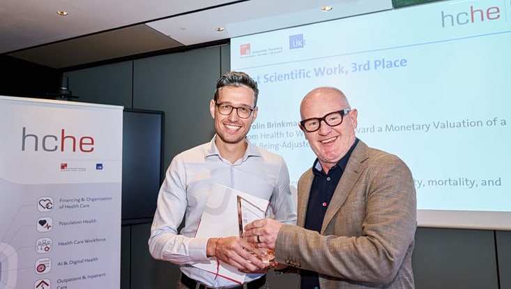 250516-hche-young-research-award-2025-c-claudia-höhne-072-733x414 Bild Young Researcher Award/ Picture Young Researcher Award