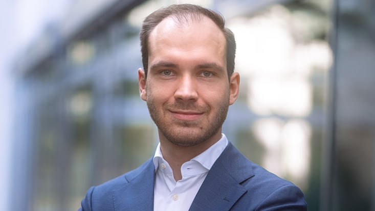 lächelnder Mann
