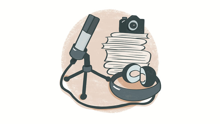 producing-733x414 Bücher, Mikrofon, Kopfhörer Abbildungen von technischen Geräten