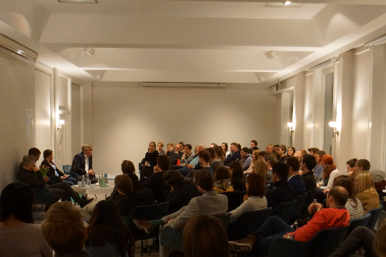 picture of eighth mibas debate