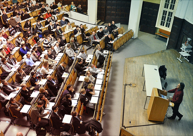 Bild einer Vorlesung im Hörsaal
