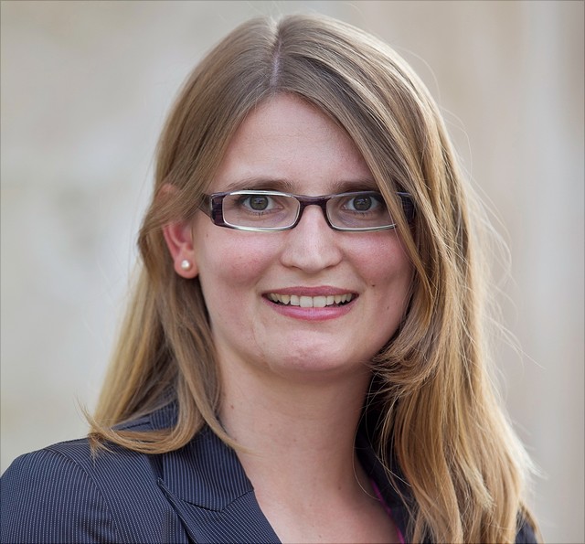 Dieses Bild ist ein Portrait von Prof. Dr. Petra Steinorth