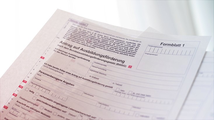 Ein Foto von einem Antrag auf Ausbildungsförderung (BAföG)