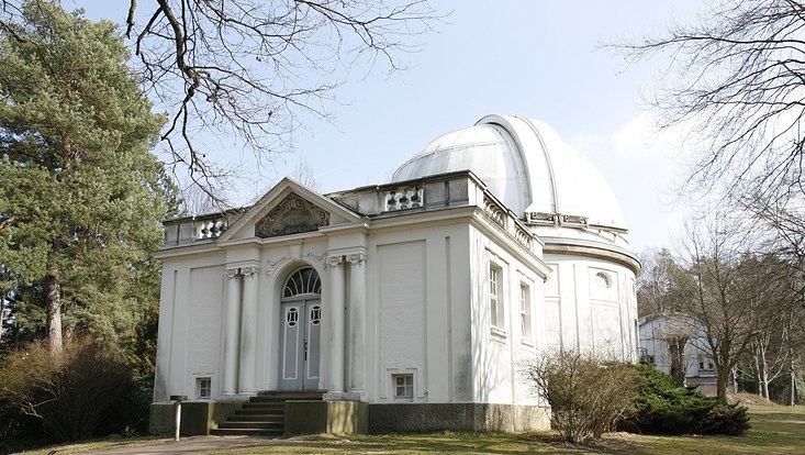 Großer Refraktor der Sternwarte Bergedorf.