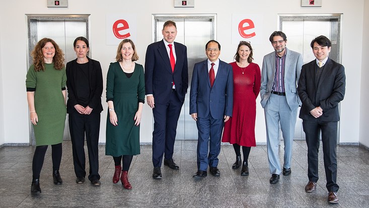 Group photo of the delegations from the University of Leeds and Universität Hamburg