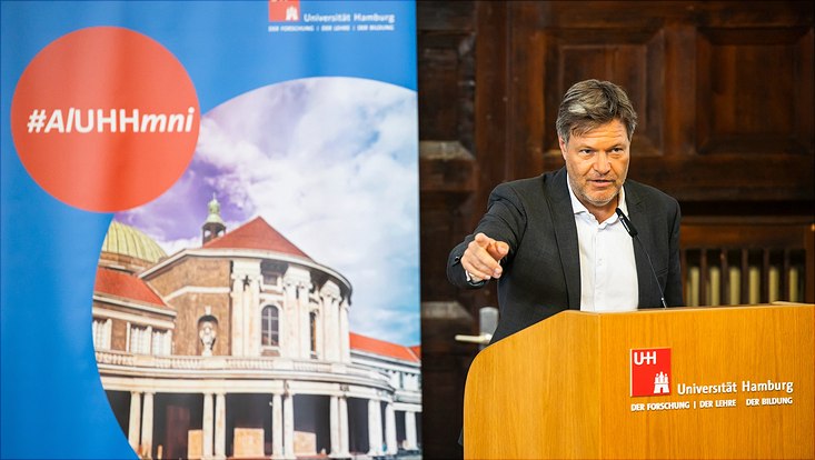 Veranstaltung zum Abschluss von "100 Jahre Universität Hamburg" mit Robert Habeck