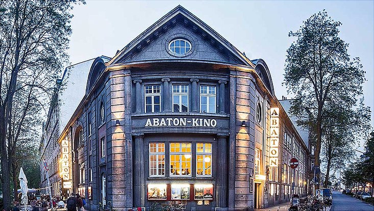 Foto vom Gebäude des Abaton-Kinos