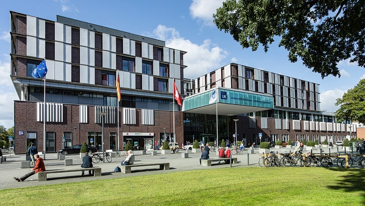 Das UKE-Hauptgebäude