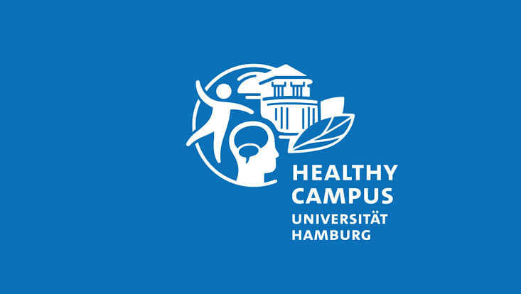 Weißes Logo des Healthy Campus auf blauem Hintergrund