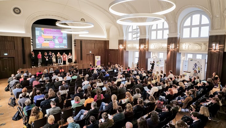Publikum der Auftakt-Keynote des Forum Citizen Science