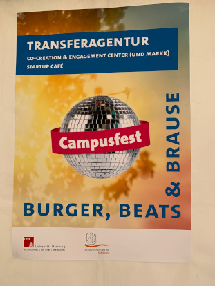 0205-vernetzung_festivals-ebene2-slider-cUCaser-1-414 Plakat mit Schriftzug Transferagentur, Campusfest. Burger, Beats & Brause
