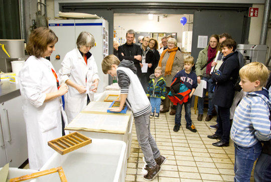 Zentrum Holzwirtschaft der UHH Zentrum Holzwirtschaft der UHH
