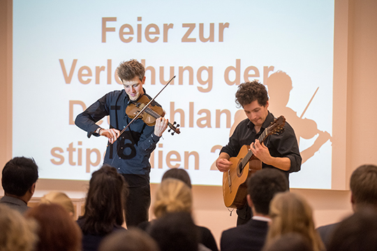 _DSC2695 Musiker Riemer und Caspar