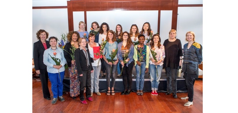Gruppenfoto der Preisträgerinnen des Gleichstellungspreises 2016