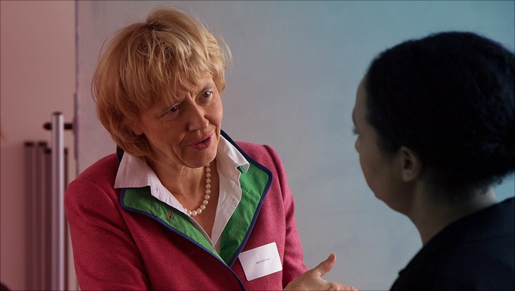Prof. Dr. Ingrid Schirmer aus dem Fachbereich Informatik berät junge Wissenschaftlerinnen bei "Pro Exzellenzia meets MIN" in Karrierefragen.